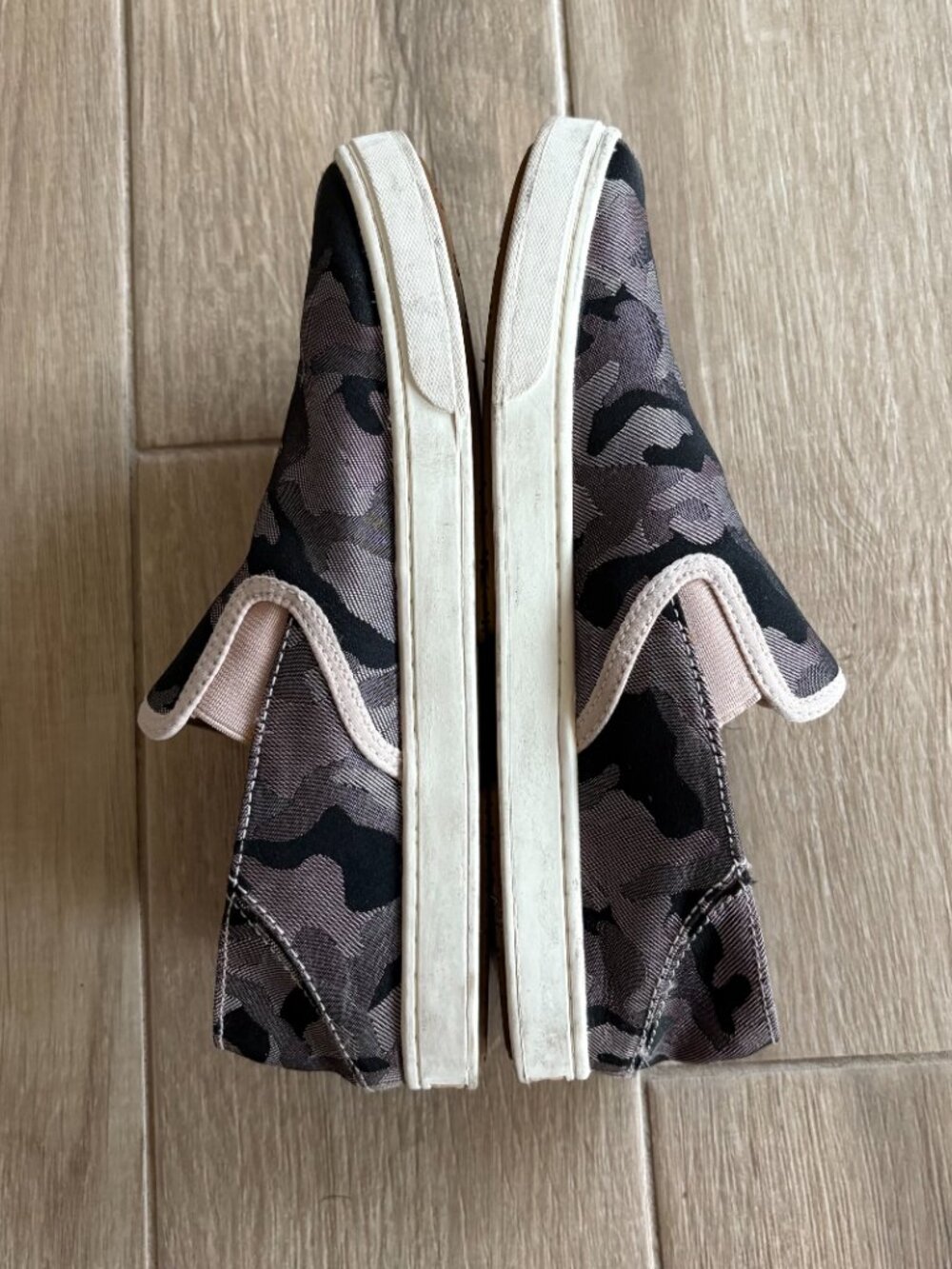 Olukai Pehuea Pa'i Shoes Women's 8.5 Soft Pink Camo Slip On Beach Summer Sneaker - Picture 9 of 10